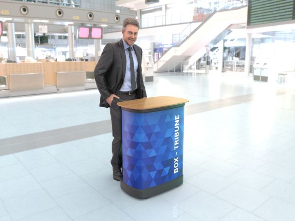 Бокс-трибуна Mobilstend с оформлением Бокс-трибуна Mobilstend с оформлением